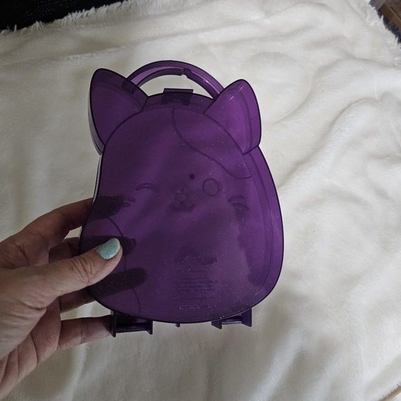 NEW Squishmallows Squishalongs 1 & Plastic Purple Carrying Cat Storage Container - Picture 9 of 11